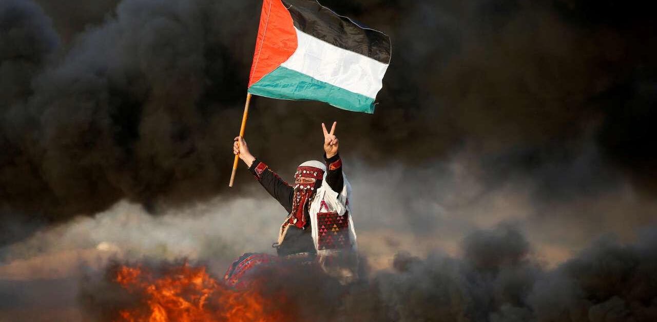 Free Palestine banner