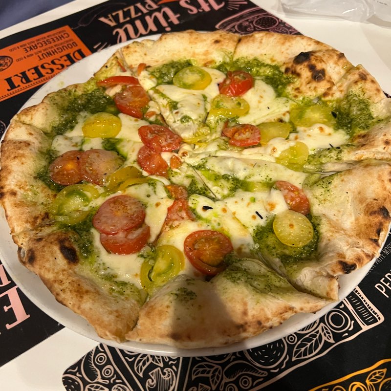 Outer ring grocery store logo