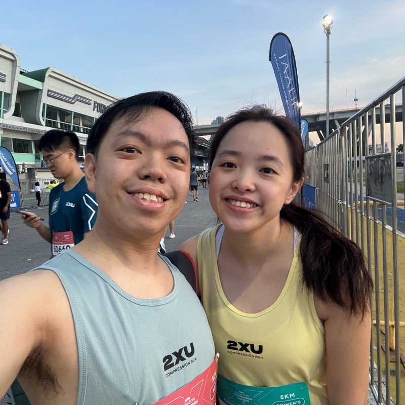 Mei & KS running 4 their lives logo