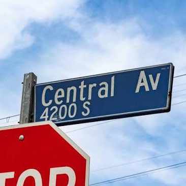 La Familia de 42nd logo