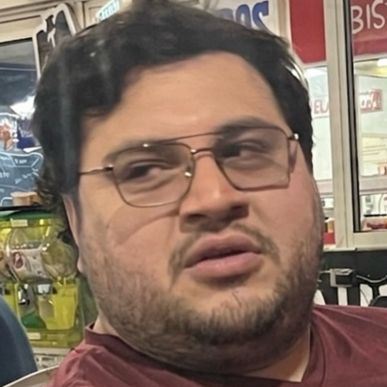 Reales & Adrian logo