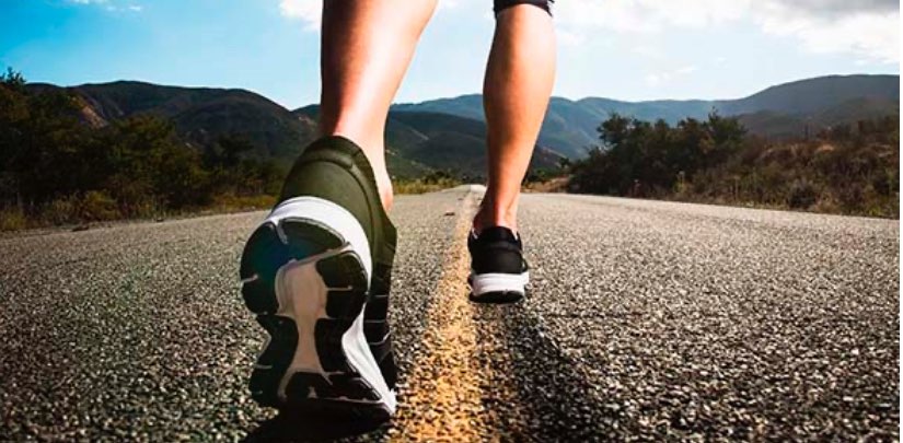 Ходьба на улице. banner