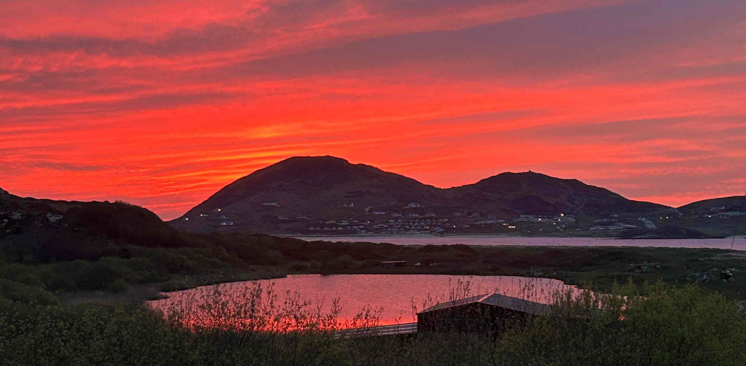 Tracey & Cath 🇨🇦🇮🇪🏳️‍🌈 banner