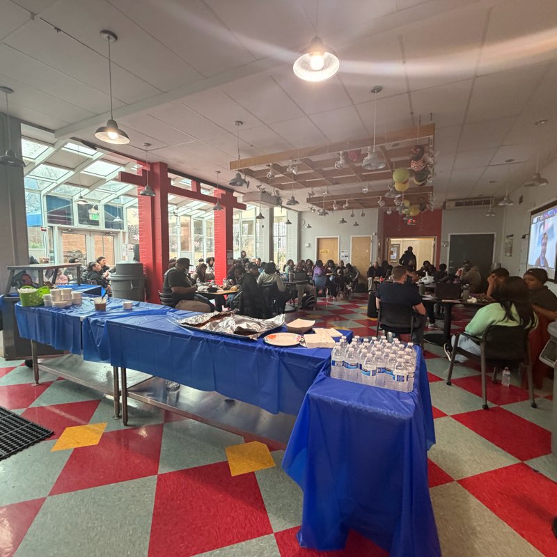 Chillum Chargers logo