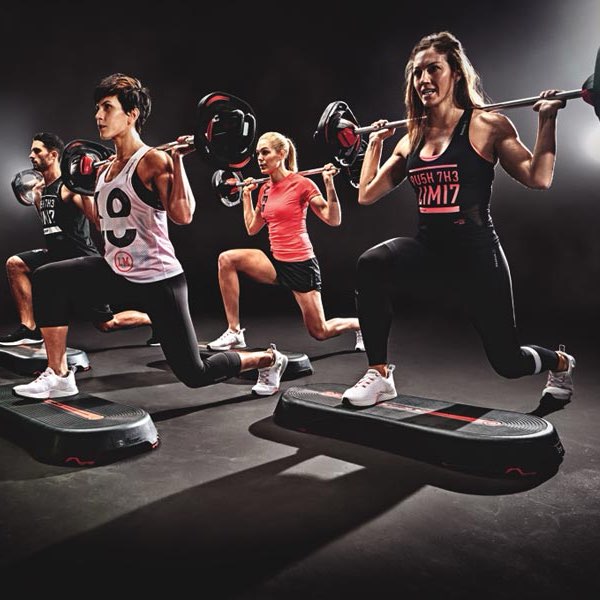 Fitwithshari logo