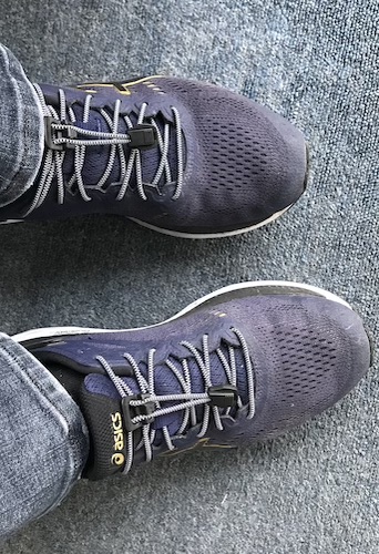 Xpand laces on running shoes