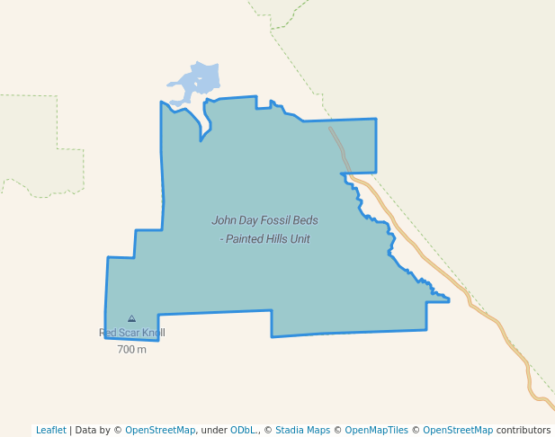walking in John Day Fossil Beds - Painted Hills Unit map in Mitchell
