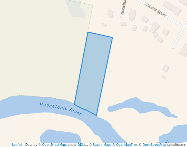 walking in Noblehurst Conservation. Property map in Pittsfield