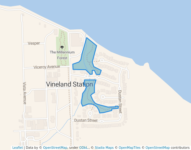 walking in Victoria Shores Park map in Lincoln