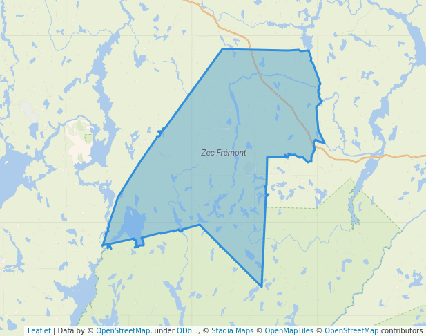 walking in Zec Frémont map in La Tuque