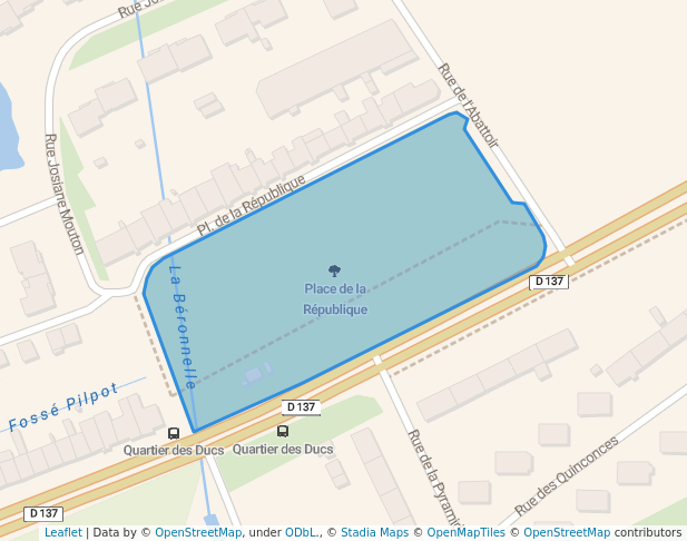 walking in Place de la République map in Liancourt