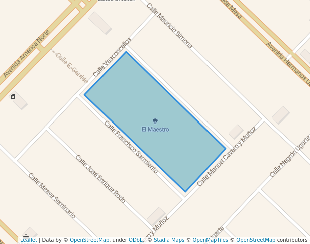 walking in El Maestro map in Trujillo