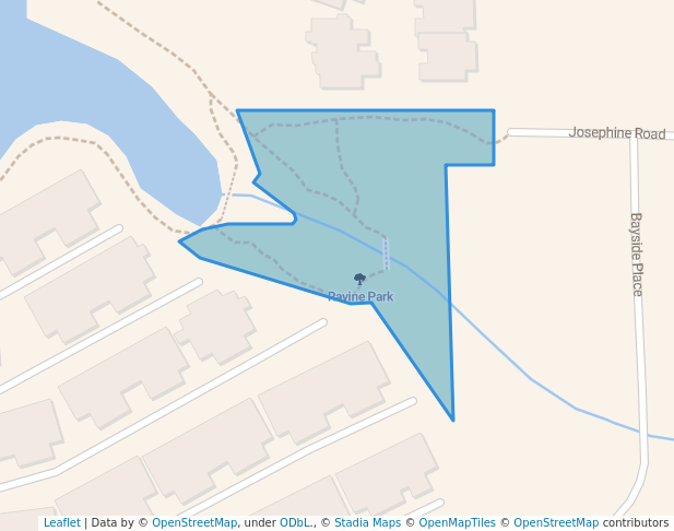 walking in Ravine Park map in Brentwood Bay