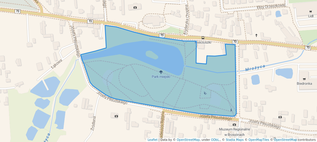 walking in Park miejski map in Brzeziny