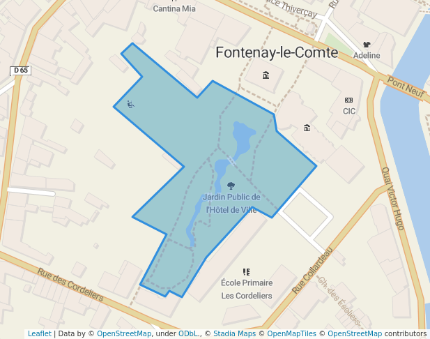 walking in Jardin Public de l'Hôtel de Ville map in Fontenay-le-Comte