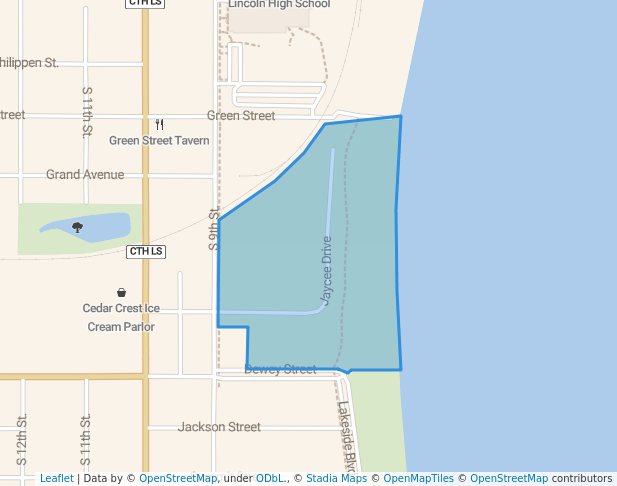 walking in Red Arrow Park map in Manitowoc