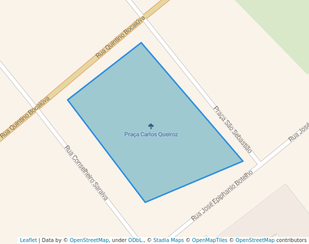 Praça Carlos Queiroz