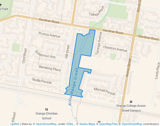 walking in Nelson Park map in Orange