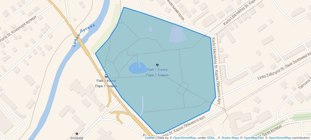 walking in Парк 1 Травня map in Luhans'k