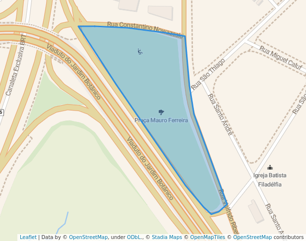 walking in Praça Mauro Ferreira map in Curitiba