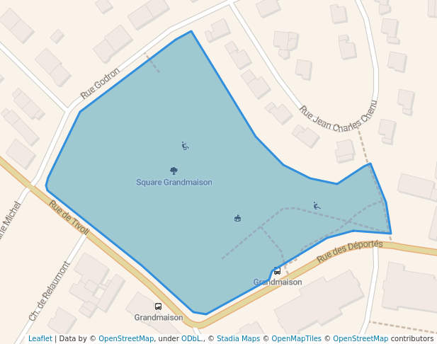 walking in Square Grandmaison map in Metz