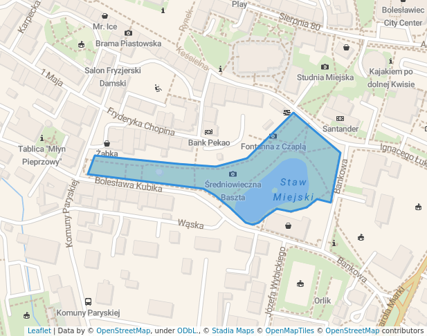 Promenade by the Pond