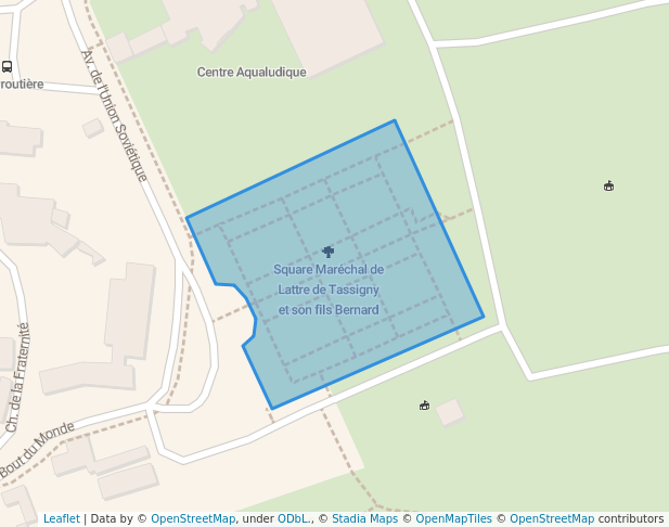 Square Maréchal de Lattre de Tassigny et son fils Bernard