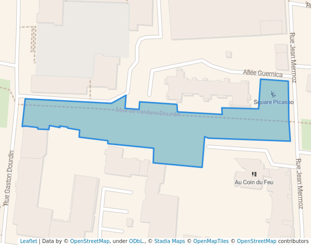 walking in Square Picasso map in Saint-Denis