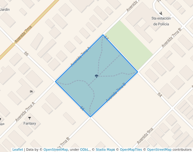 walking in Parques map in Havana