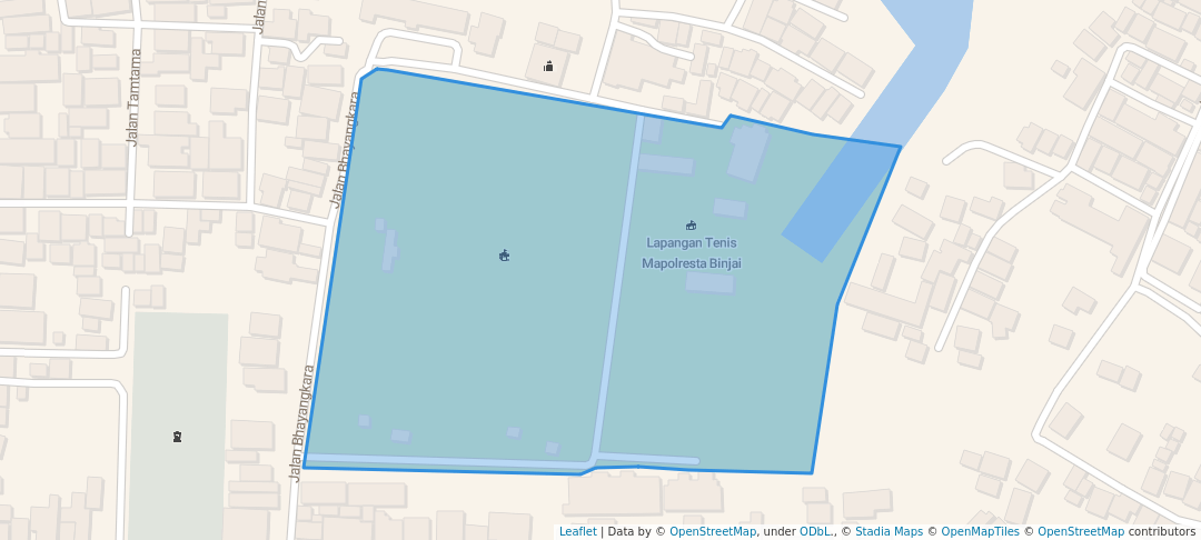 walking in Lapangan Sepak Bola Mapolresta BInjai map in Binjai