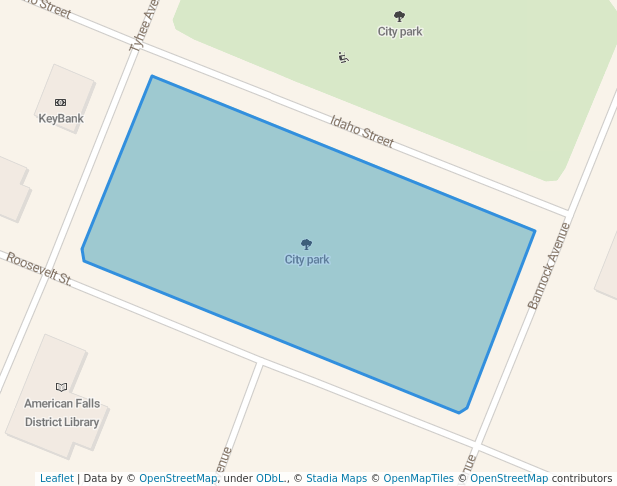 walking in City park map in American Falls