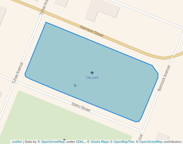 walking in City park map in American Falls