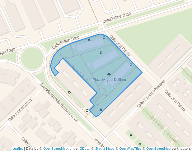 walking in Plaza Miguel Delibes map in Badajoz