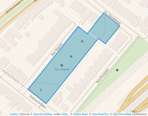 walking in Stayner Park map in Westmount
