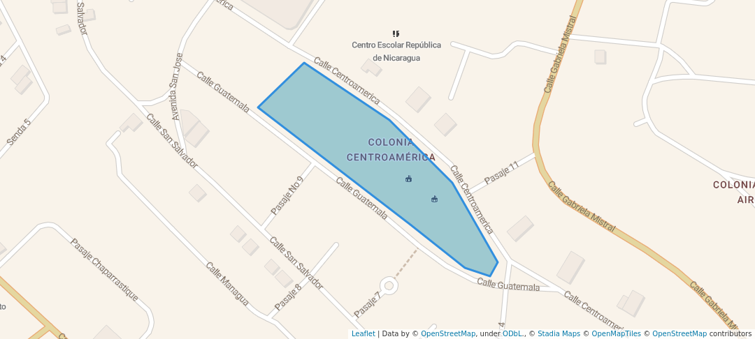 walking in Parque Colonia Centroamerica map in San Salvador