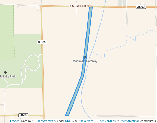 walking in Mapleleaf Pathway map in Diagonal