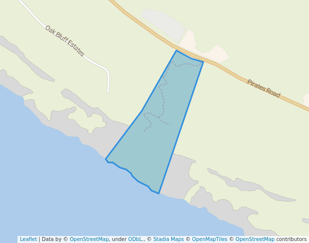 walking in Oak Bluffs Park map in Pender Island