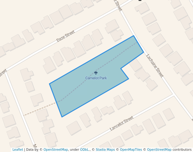 walking in Camelot Park map in Embrun
