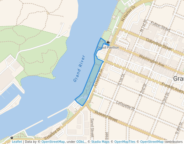walking in Bicentennial Park map in Grand Haven