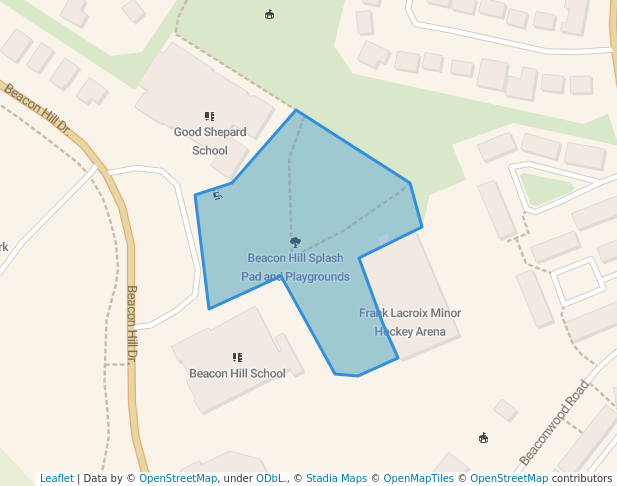 walking in Beacon Hill Splash Pad and Playgrounds map in Fort McMurray