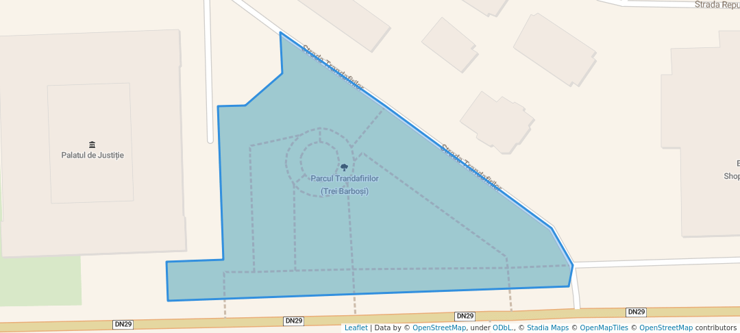 walking in Park of the Roses (Three Bearded Men) map in Suceava
