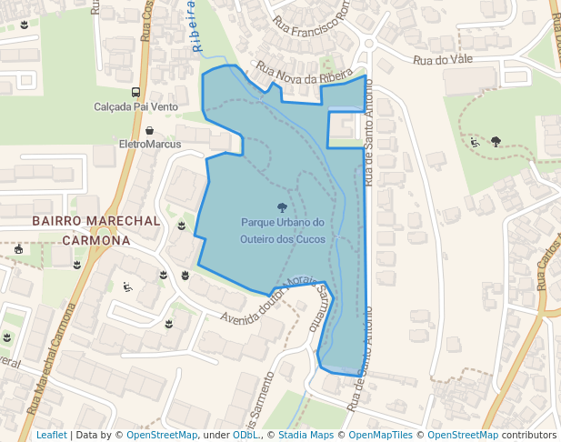 walking in Parque Urbano do Outeiro dos Cucos map in Alcabideche