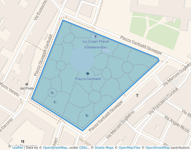 walking in Piazza Garibaldi map in Giovinazzo