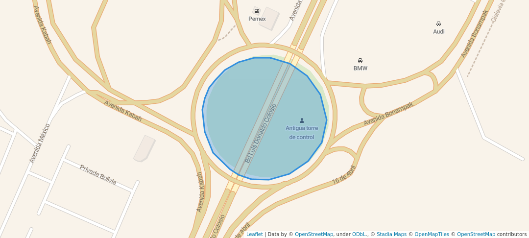 walking in Antigua torre del aeropuerto map in Cancún