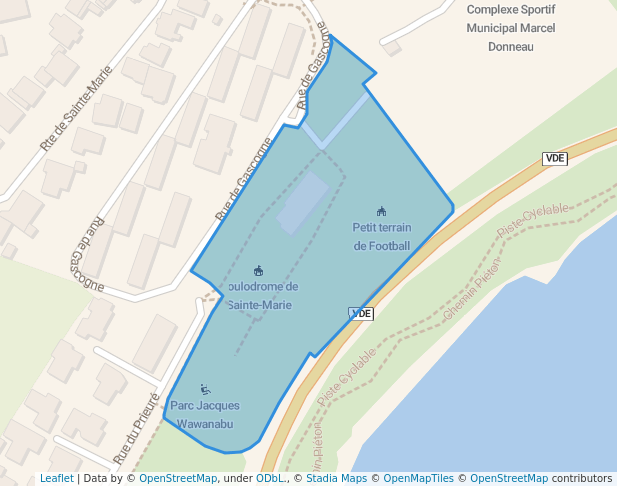 Espace vert de la maison de quartier de la Vallée des Colons