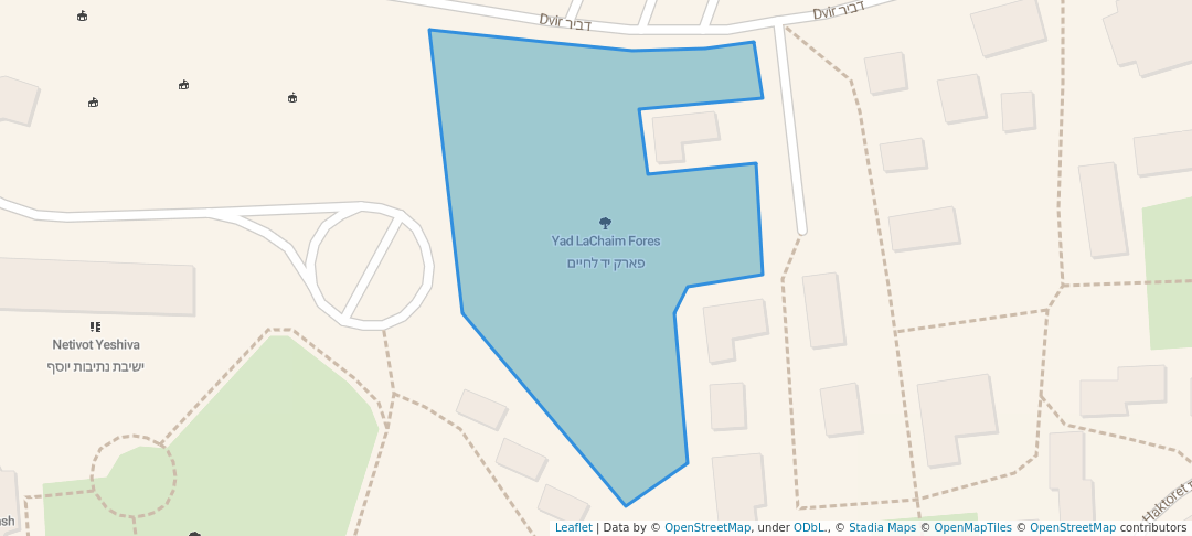 walking in Yad LaChaim Fores map in Mitzpe Yeriho