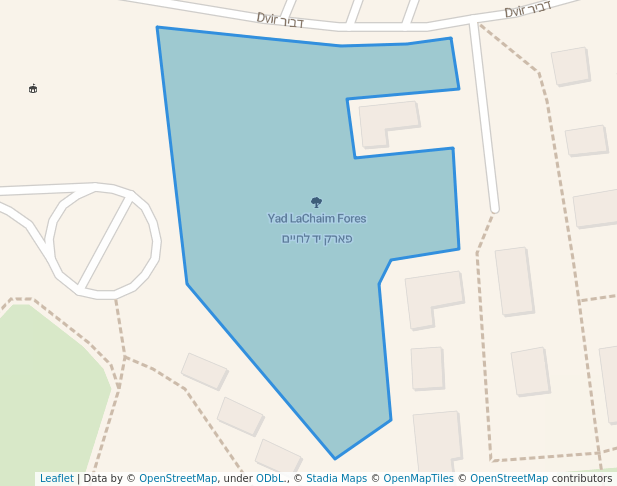 walking in Yad LaChaim Fores map in Mitzpe Yeriho