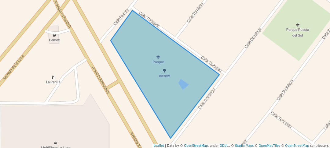 walking in Parque map in Cancún