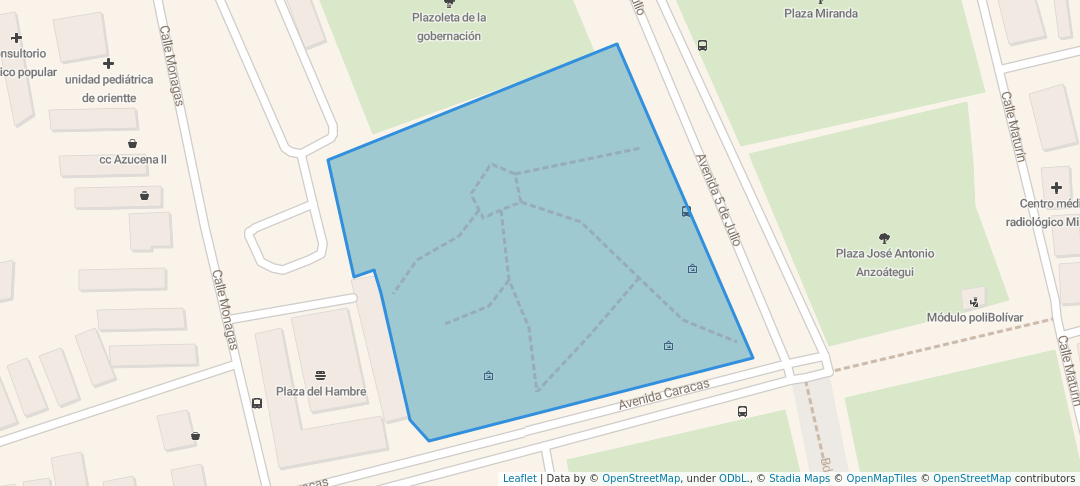 walking in Plaza de la Raza map in Barcelona