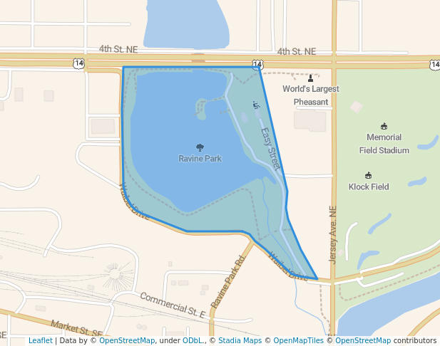 walking in Ravine Park map in Huron